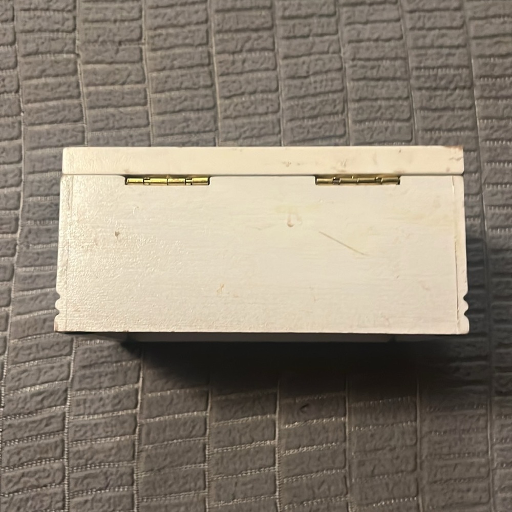 Jewelry Box - Picture 4 of 6